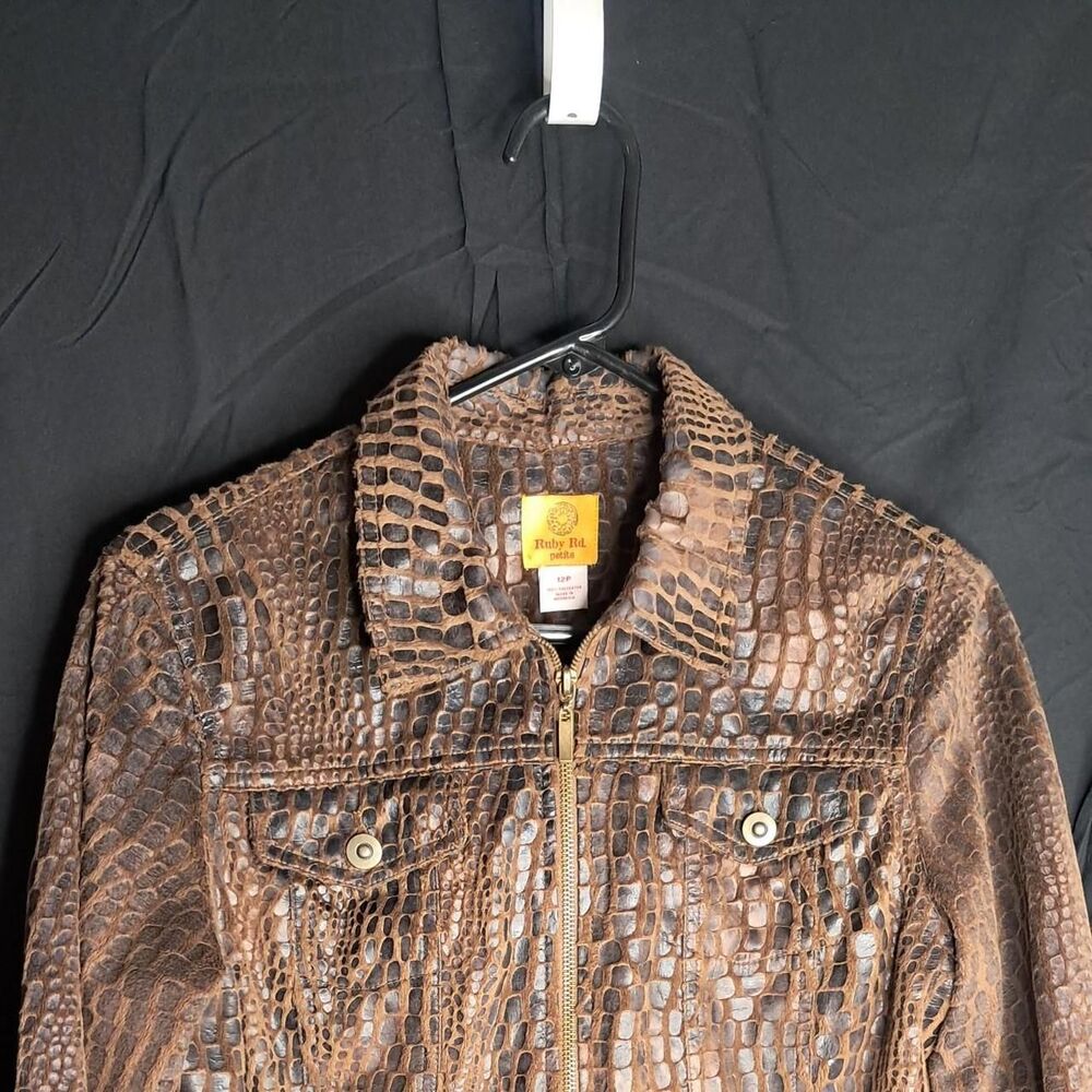 Ruby-rd Women's Brown Jacket